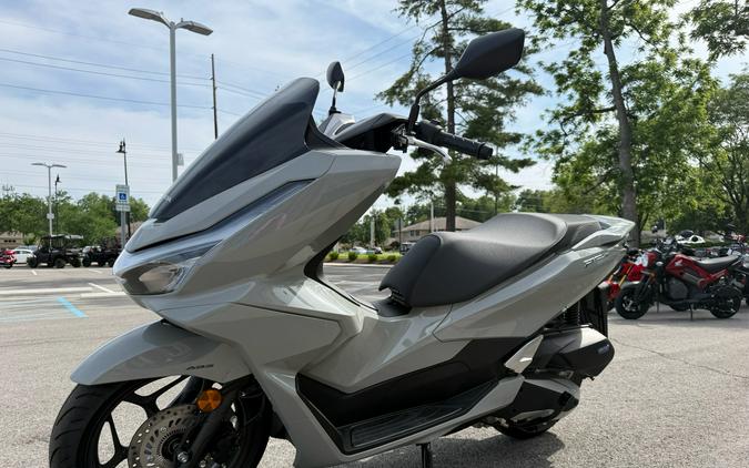 2025 Honda PCX
