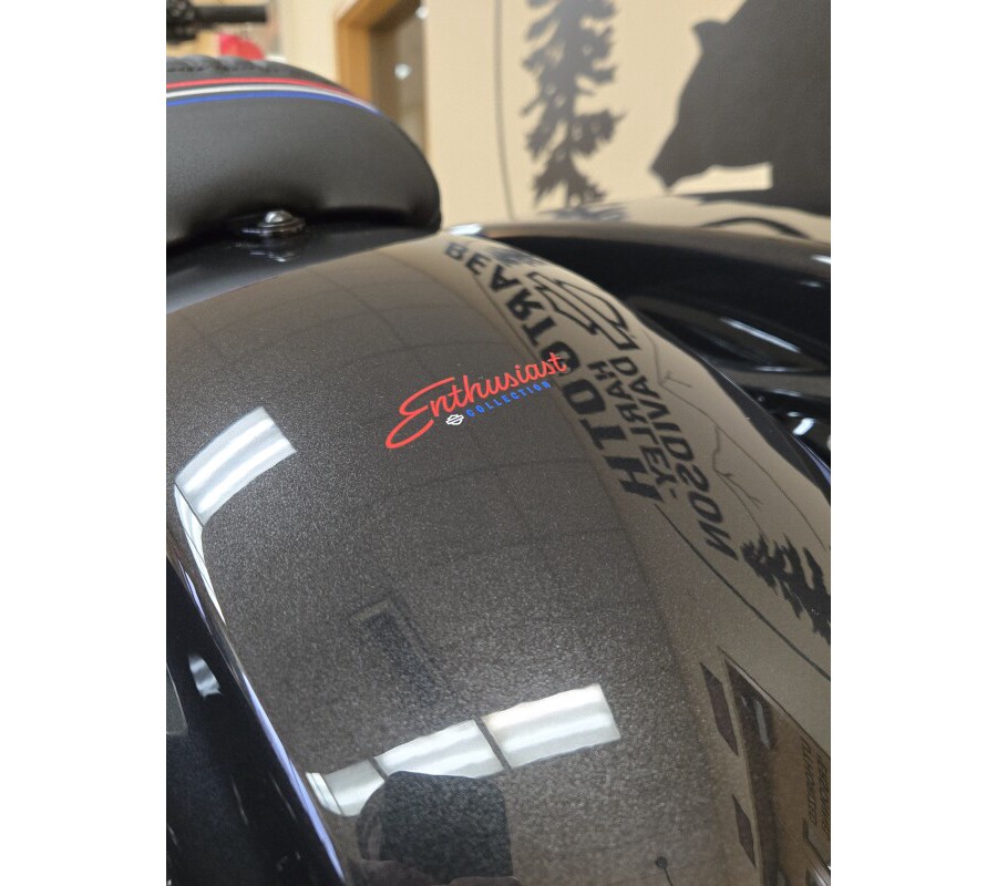 2026 Harley-Davidson® Street Glide® Enthusiast Collection Midnight Ember Chrome Trim
