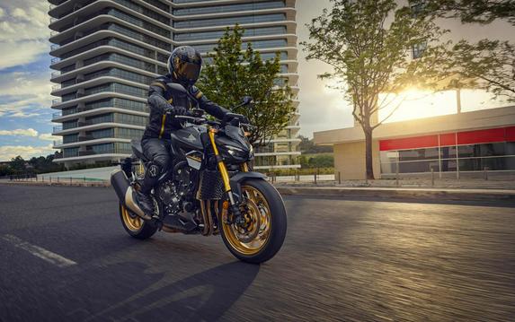 2026 HONDA CB