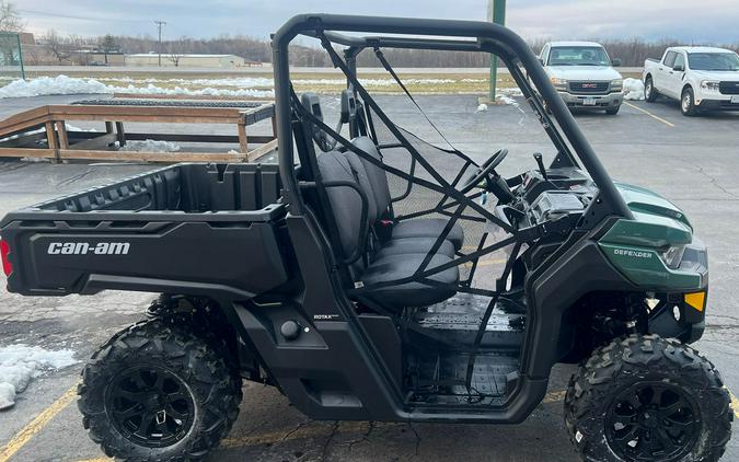 2023 Can-Am® Defender DPS HD9 Tundra Green