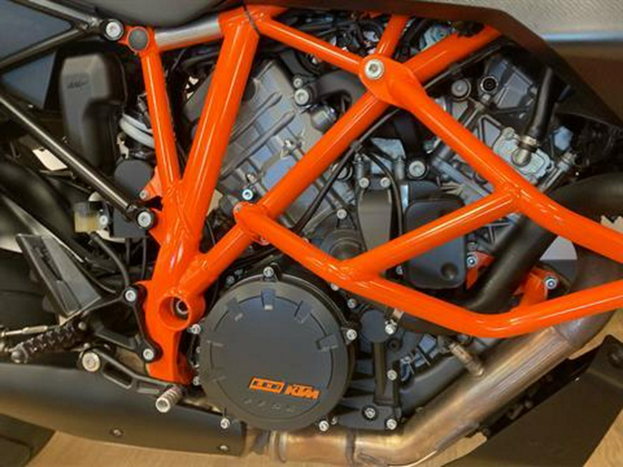 2020 KTM 1290 Super Duke GT