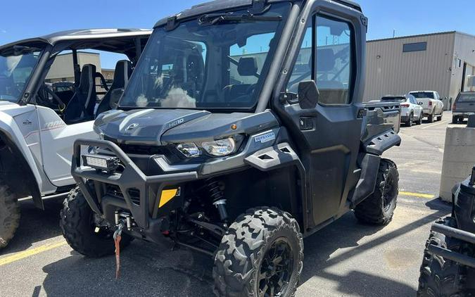 2022 Can-Am® Defender Limited HD10