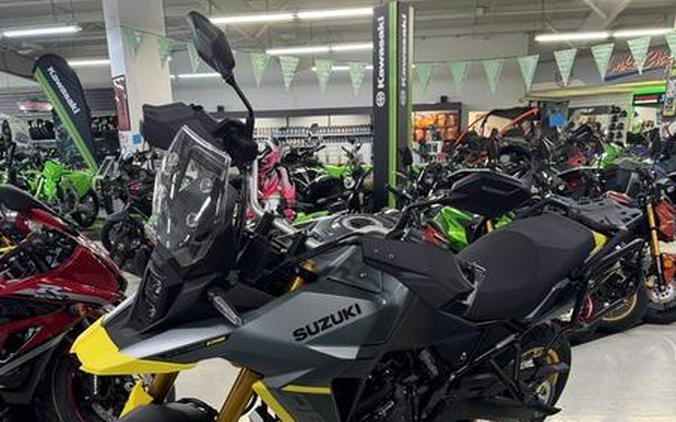 2024 Suzuki V-Strom 800DE Adventure