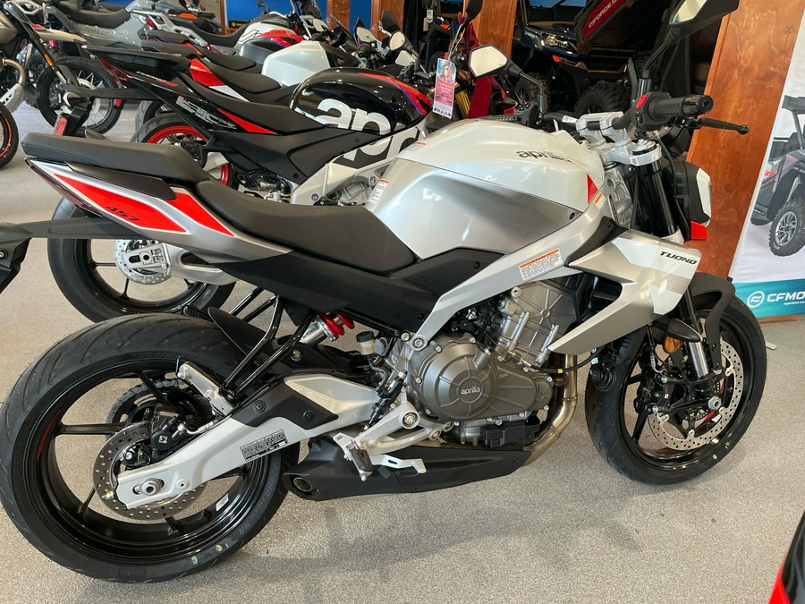 2026 Aprilia Tuono 457