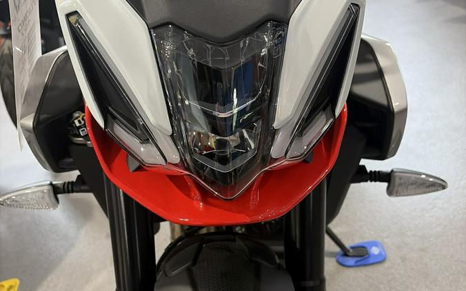 2026 Aprilia Tuono 457