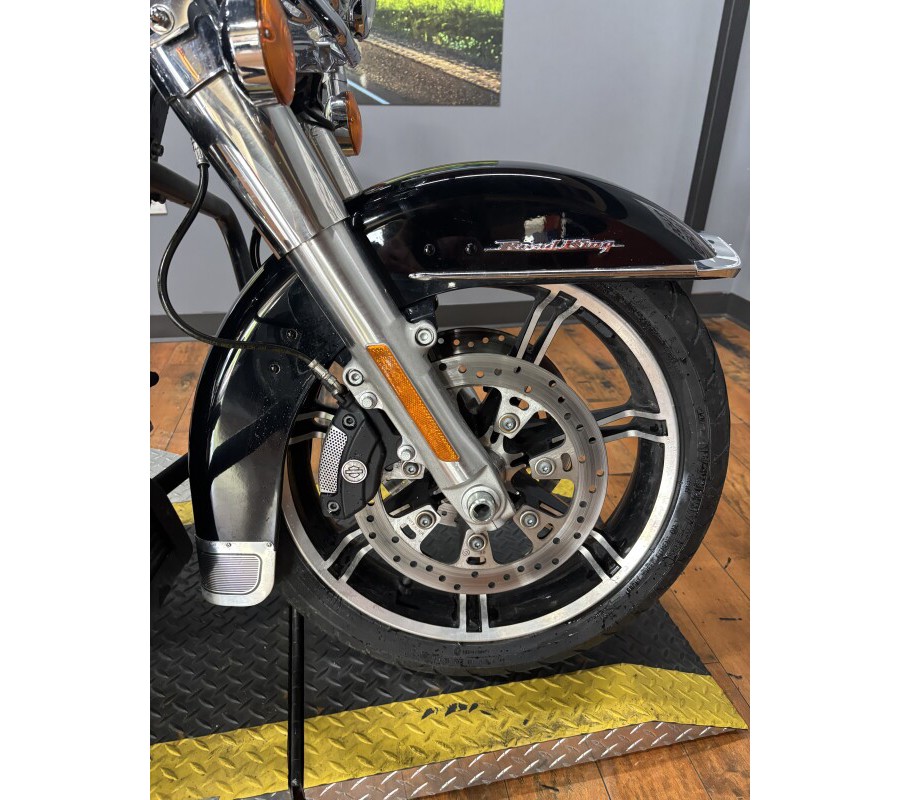 2021 Harley-Davidson® Road King® BLACK