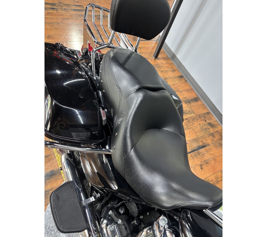 2021 Harley-Davidson® Road King® BLACK