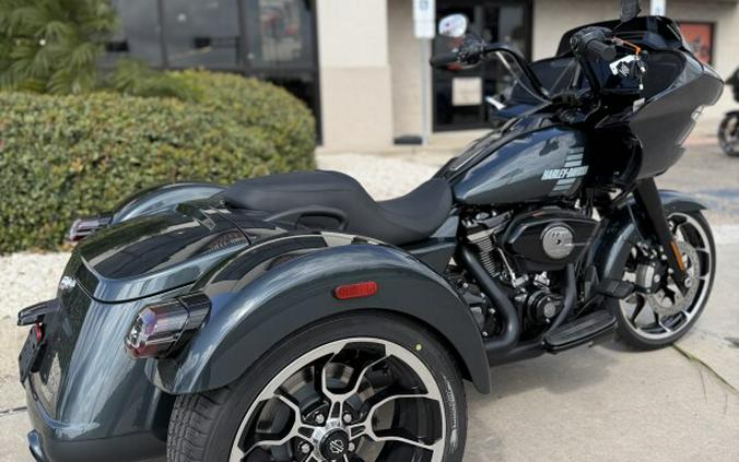 2026 Harley-Davidson Road Glide 3 Iron Horse Metallic