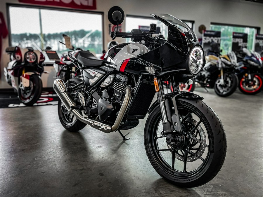 2026 TRIUMPH THRUXTON 400