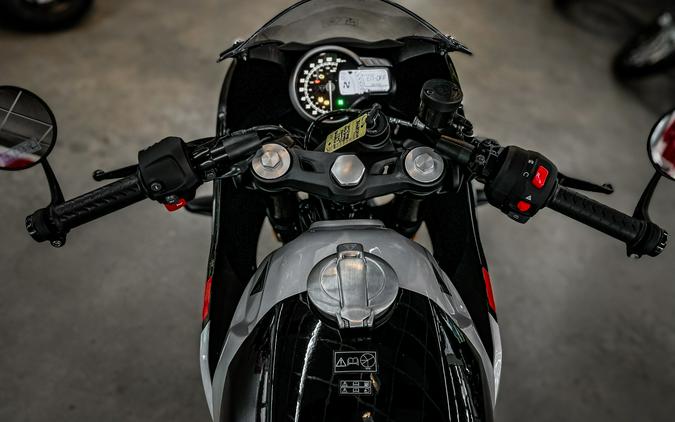 2026 TRIUMPH THRUXTON 400