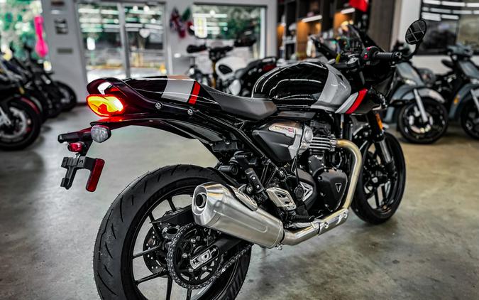 2026 TRIUMPH THRUXTON 400