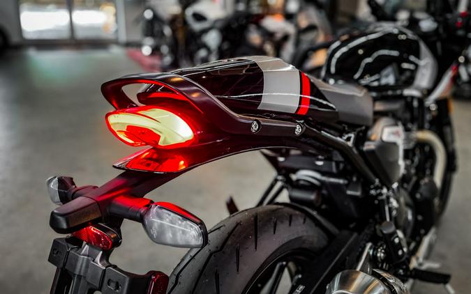 2026 TRIUMPH THRUXTON 400