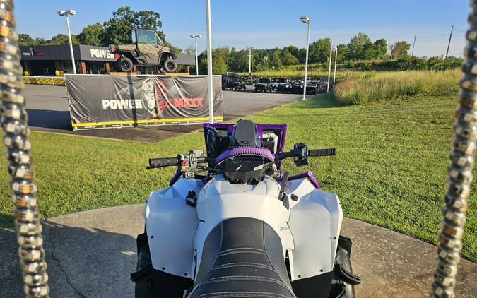 2024 Can-Am Renegade X MR 1000R