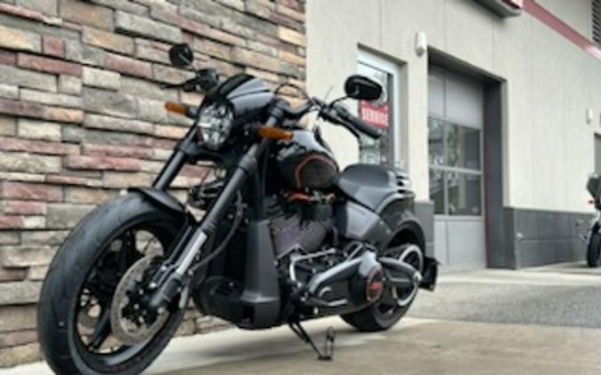 2019 Harley-Davidson FXDRS - FXDR 114