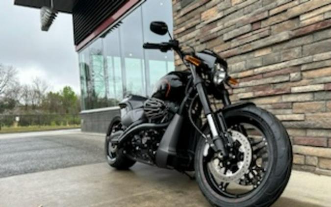 2019 Harley-Davidson FXDRS - FXDR 114