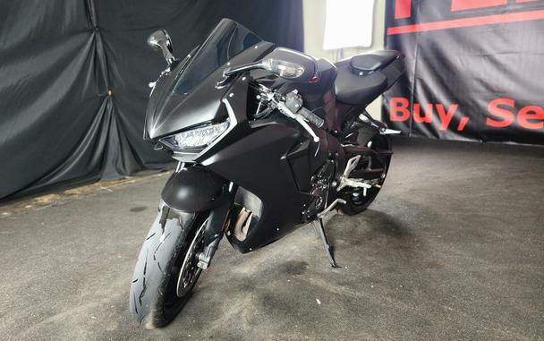 2017 HONDA CBR1000RR ABS - F000398