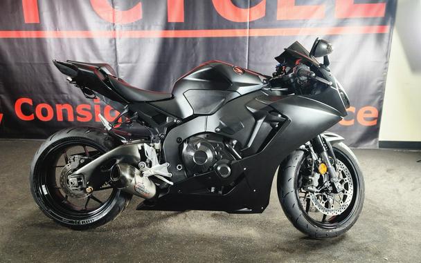 2017 HONDA CBR1000RR ABS - F000398