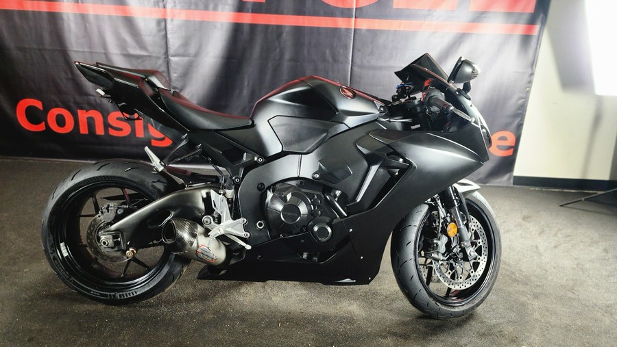 2017 HONDA CBR1000RR ABS - F000398