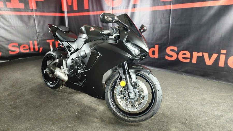 2017 HONDA CBR1000RR ABS - F000398