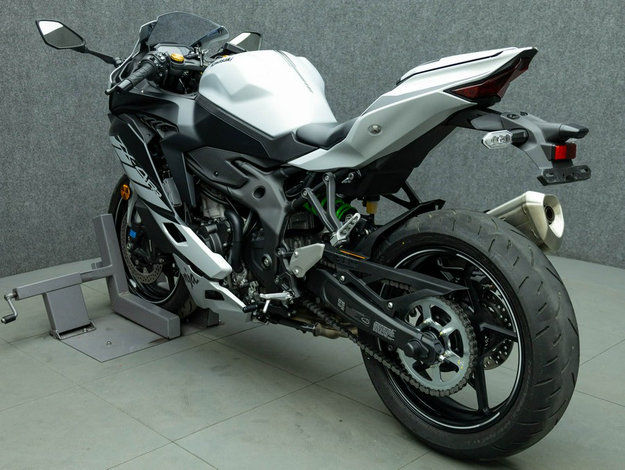 2025 KAWASAKI ZX400 NINJA ZX4RR W/ABS