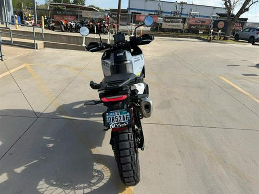 2025 Husqvarna Norden 901