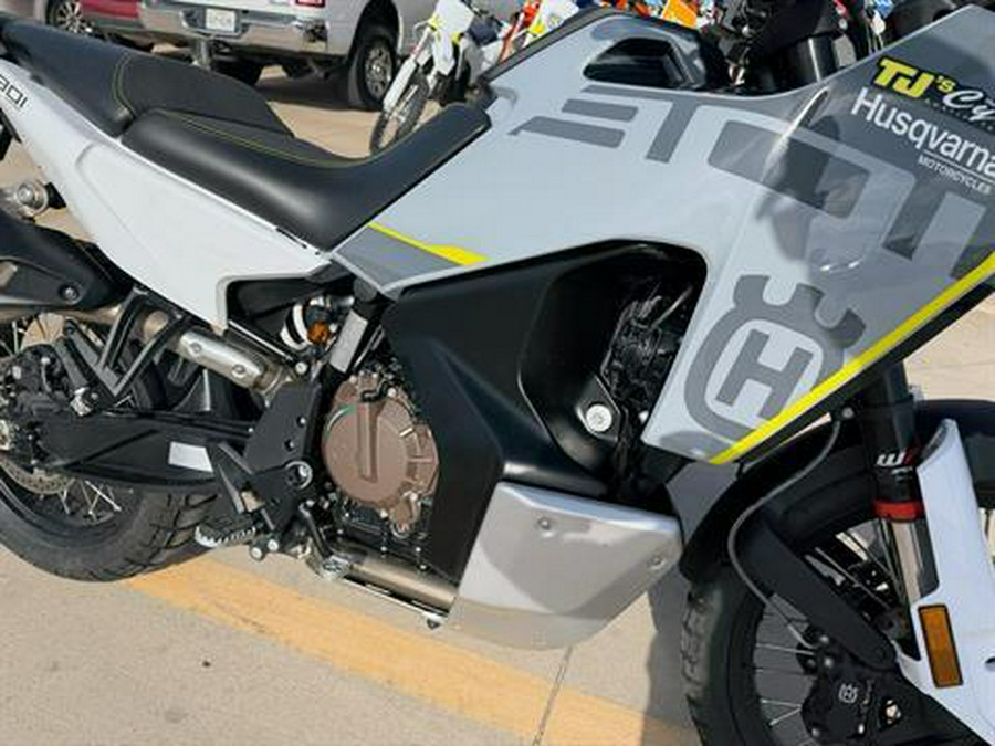 2025 Husqvarna Norden 901