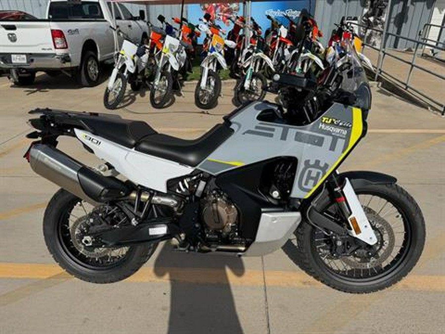 2025 Husqvarna Norden 901
