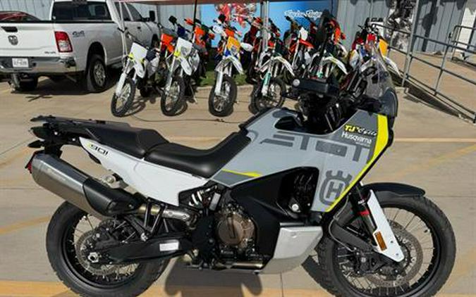 2025 Husqvarna Norden 901