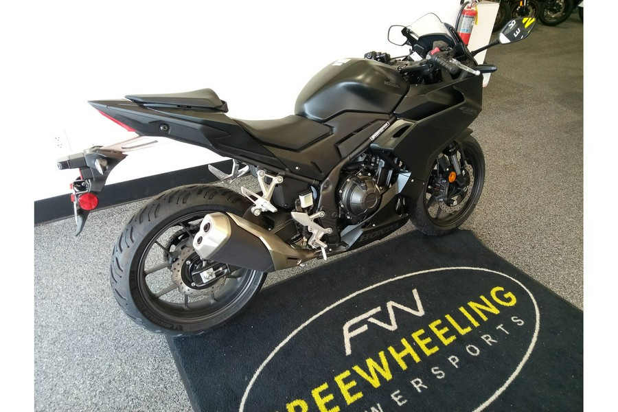 2024 Honda CBR500R ABS - Matte Black Metallic