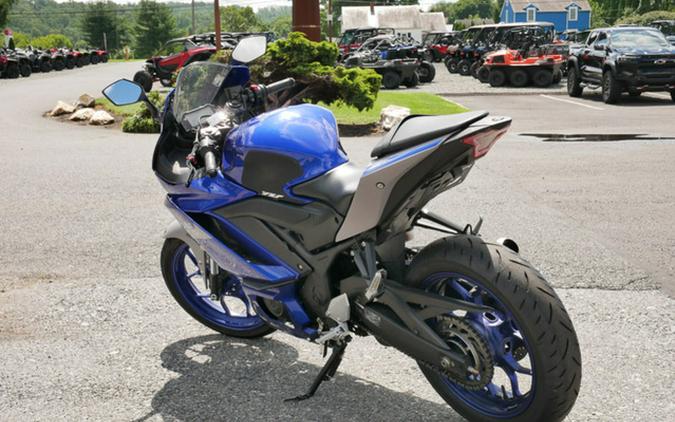 2021 Yamaha YZFR3AML