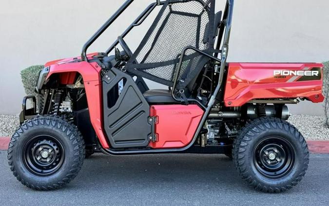 2026 Honda Pioneer 520