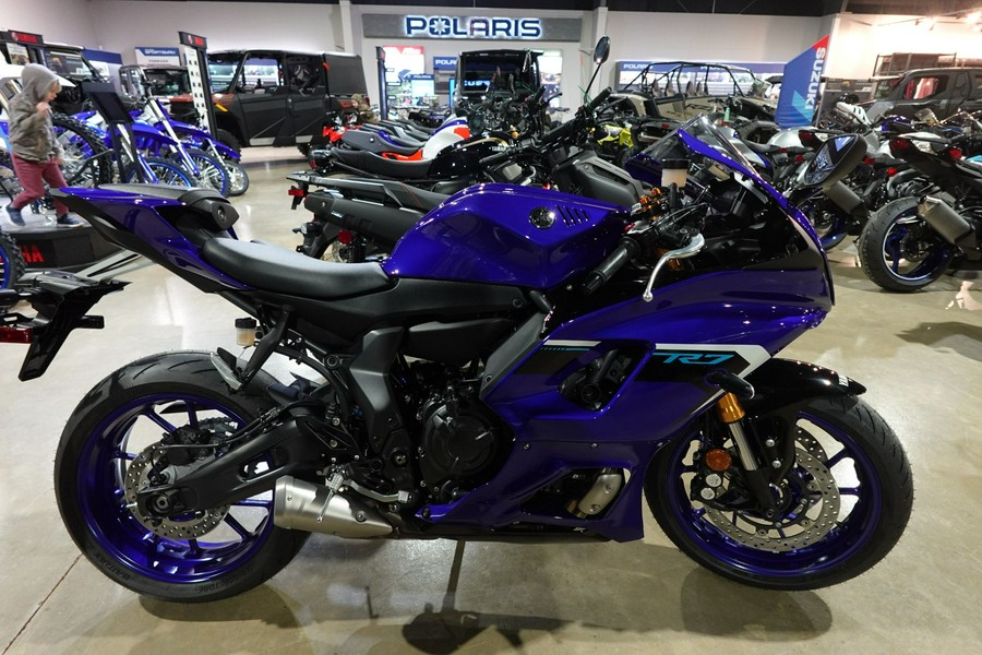 2025 Yamaha YZF-R7