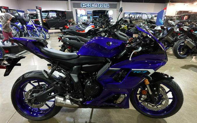 2025 Yamaha YZF-R7