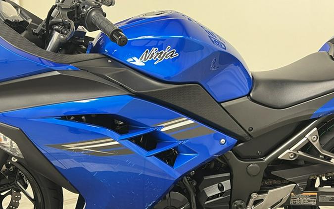 2017 Kawasaki Ninja 300 EX300A