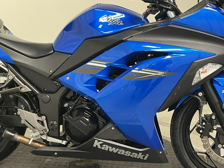 2017 Kawasaki Ninja 300 EX300A