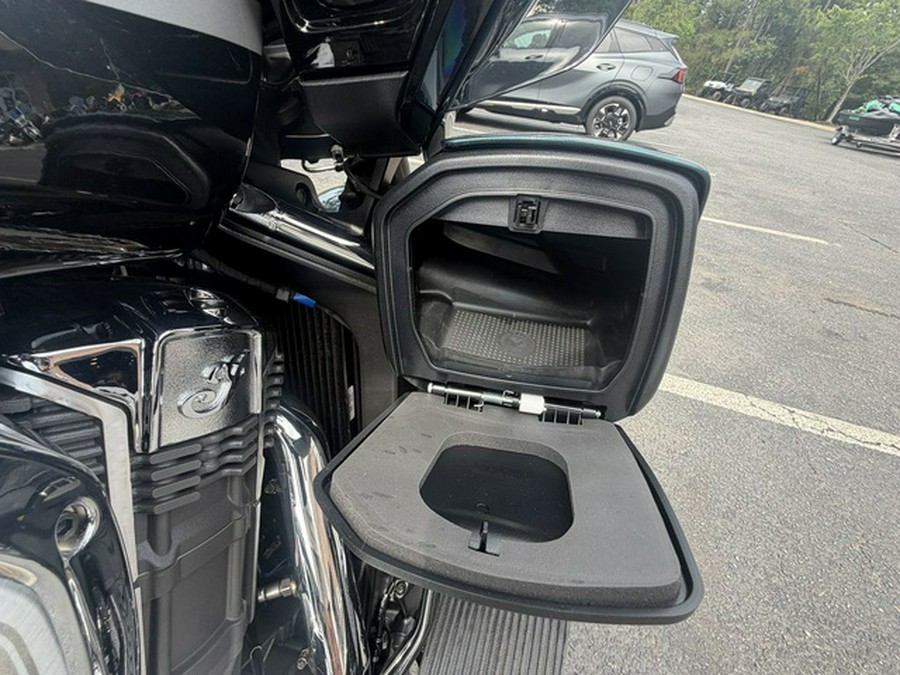 2026 Indian Pursuit Limited 112 w/PowerBand Audio Cascade Green with Black Metallic