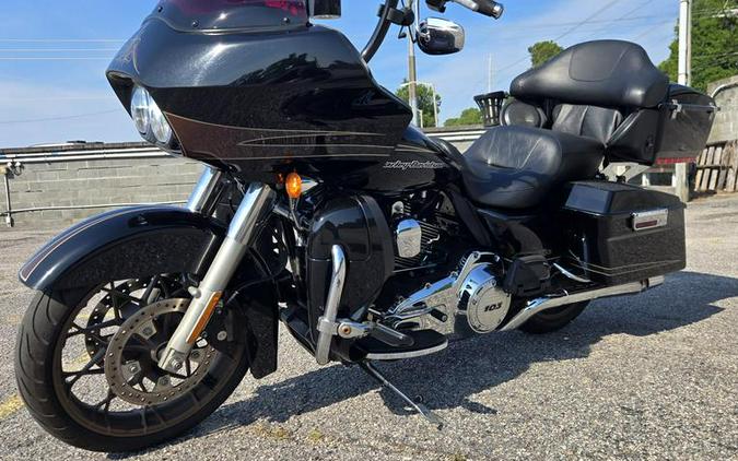 2012 Harley-Davidson® FLTRU103