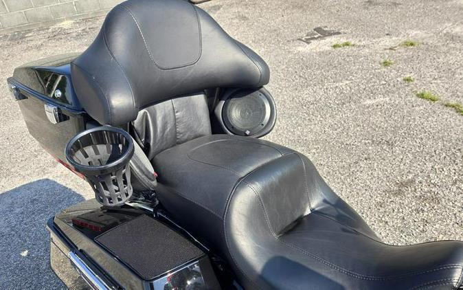 2012 Harley-Davidson® FLTRU103