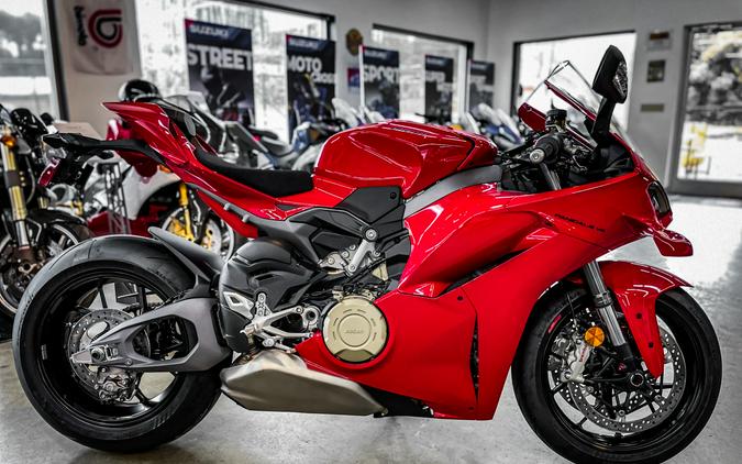 2026 DUCATI PANIGALE V4