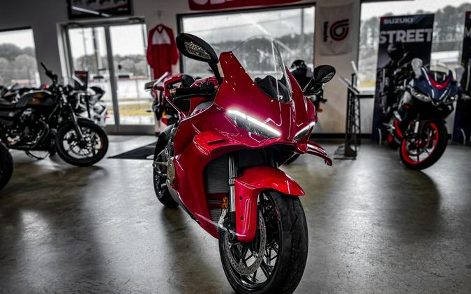 2026 DUCATI PANIGALE V4
