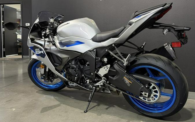 2027 Kawasaki Ninja ZX-6R ABS