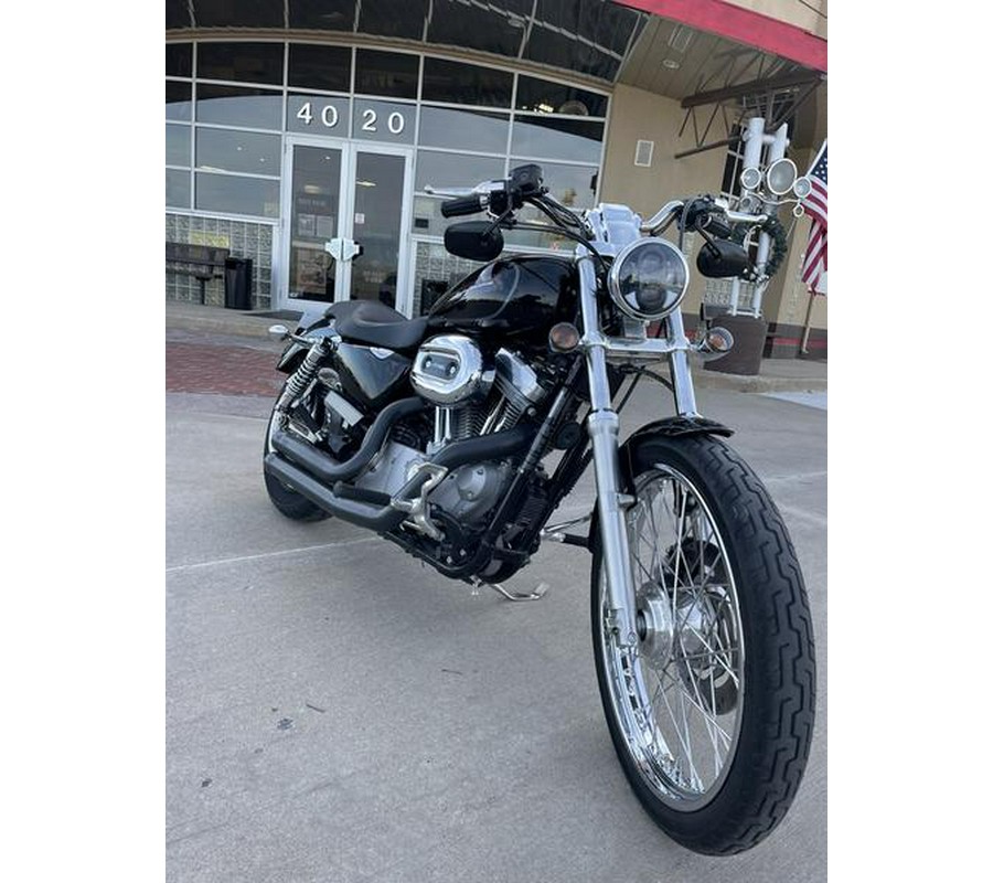 2009 Harley-Davidson® XL883C - 883 Custom