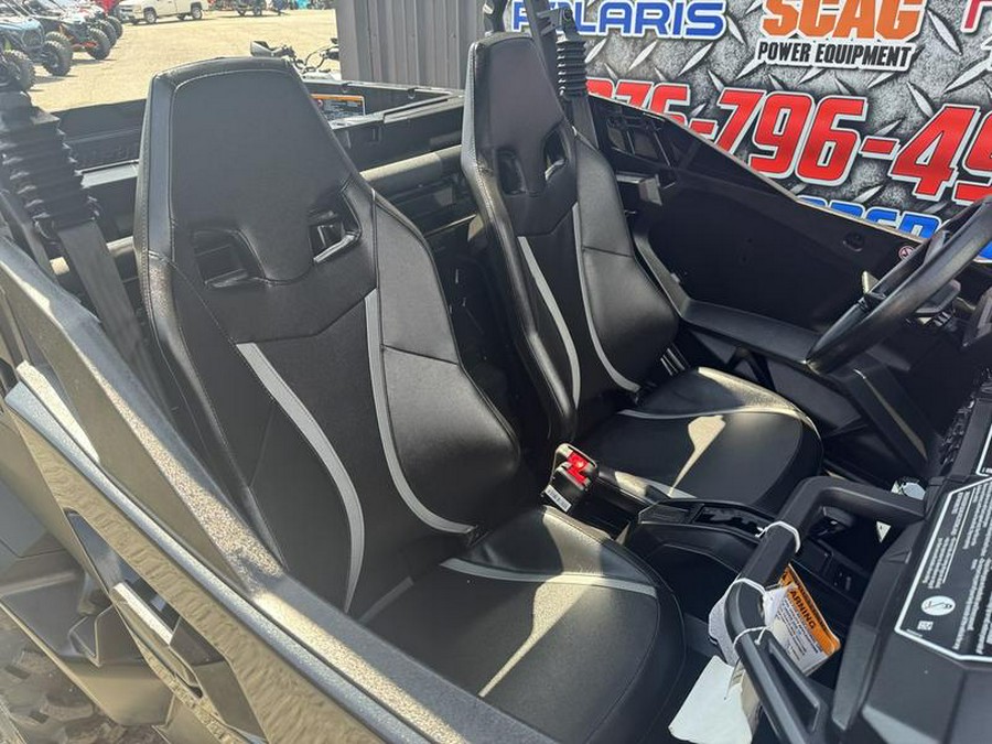 2025 Can-Am® Commander XT 700