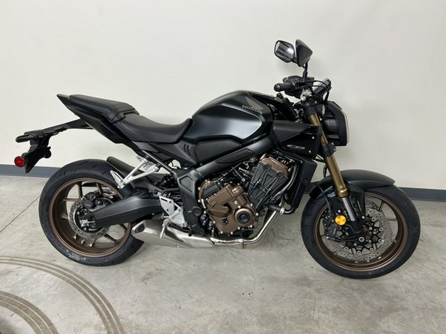 2026 Honda CB650R E-Clutch (CB650RACT)