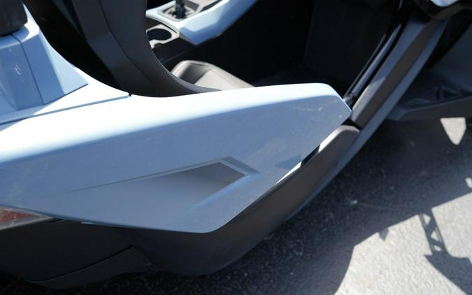 2026 Polaris Slingshot Signature Edition Manual