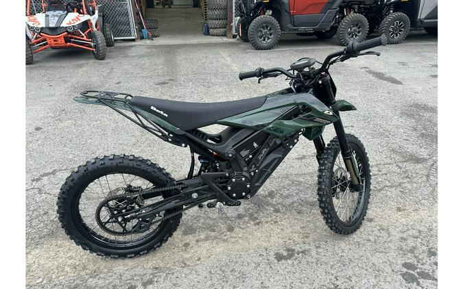 2024 Beta Motorcycles Explorer Hunter Edition