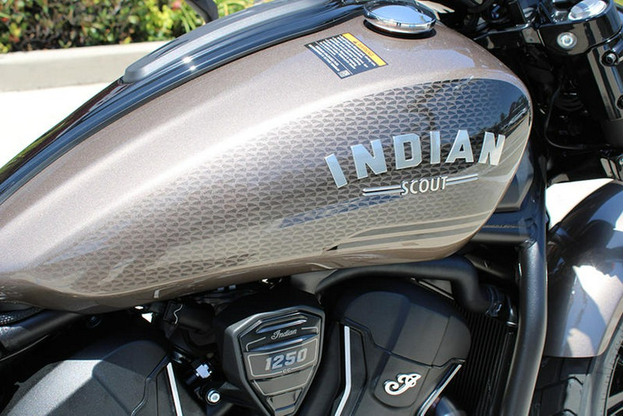 2025 Indian Motorcycle® Scout® Bobber Limited +Tech Nara Bronze Metallic