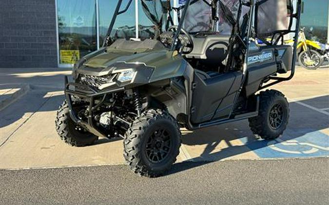 2026 Honda Pioneer 700-4 Deluxe