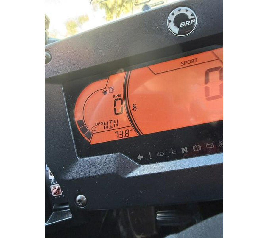 2025 Can-Am® Maverick X3 X mr Turbo RR 72