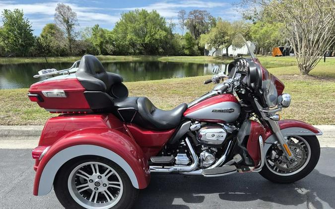 2019 Harley-Davidson Trike FLHTCUTG - Tri Glide Ultra